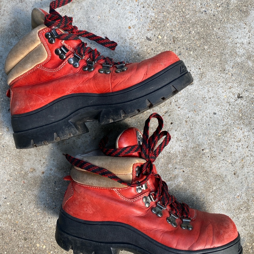 VINTAGE 80s Tommy Hilfiger Red and Black Combat Platform Chunky Hiking Boots